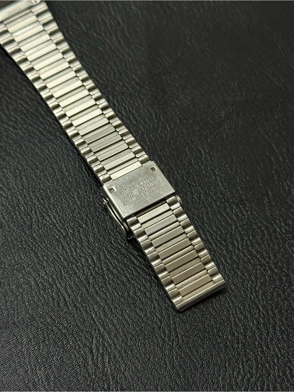 Vintage 1983 Citizen Leopard 2730-272226 Men’s Quartz